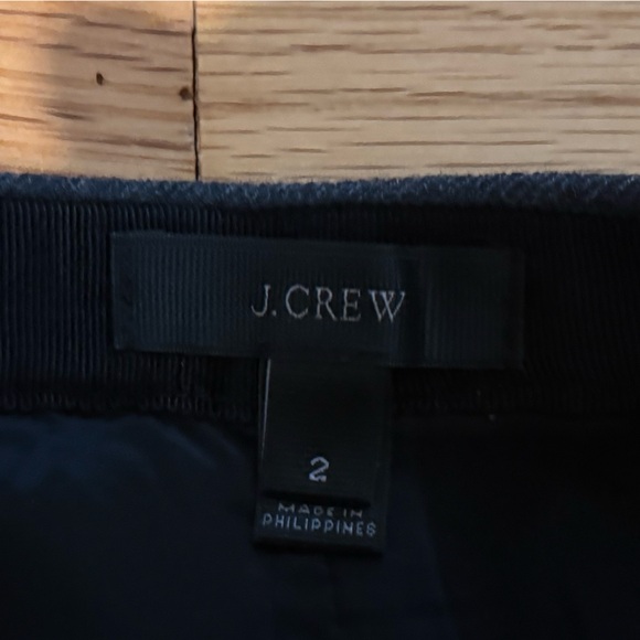 J. Crew Black Wool Skirt. Zip Details - Picture 3 of 4